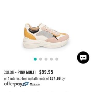 BRAND NEW Women’s Memory Steve Madden Sneakers